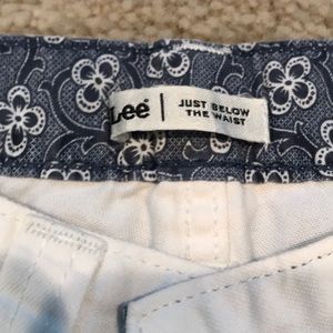 Lee white capris